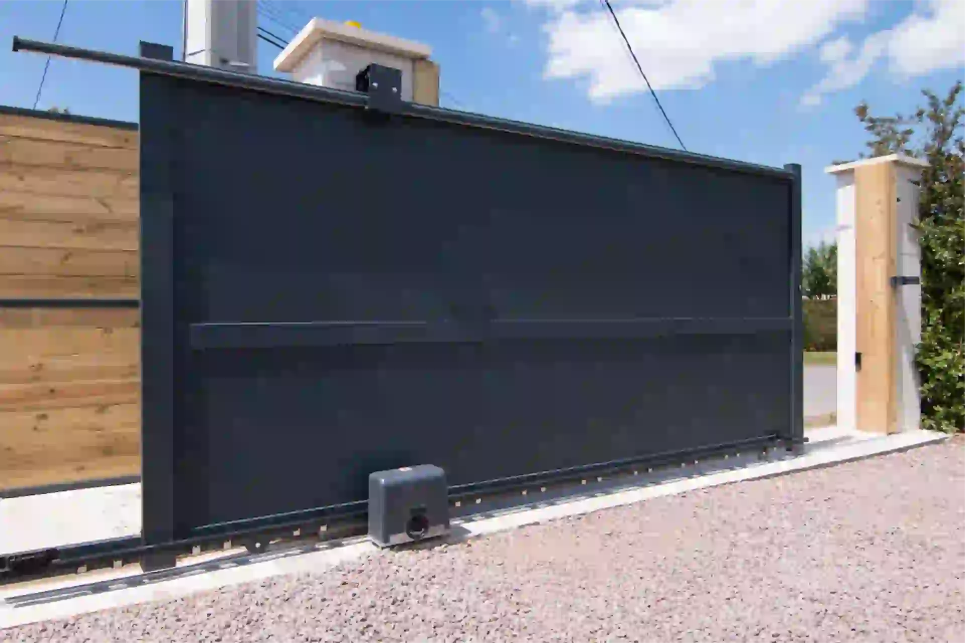 Portail posé à Méry